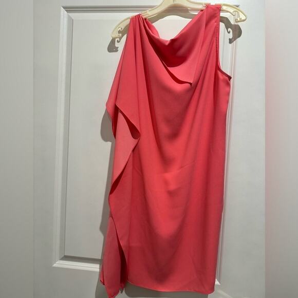 ✨ Trina Turk ✨ Ellyson Asymmetrical Neckline Side Ruffle Shift Dress - Picture 2 of 4